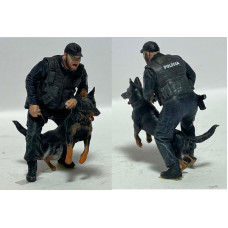 Psovod v akcii. č.991 1/43 POLÍCIA SR