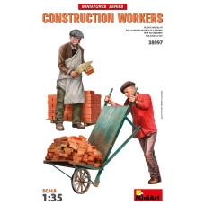 CONSTRUCTION WORKERS WITH ACCESSORIES